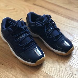 Jordan 11 Retro Low youth size 5.5